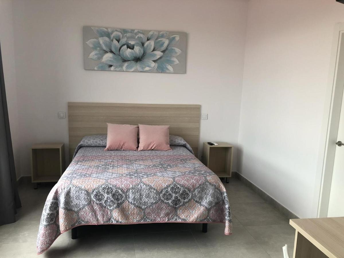 Hostal La Taurina Santa Olalla  Zewnętrze zdjęcie